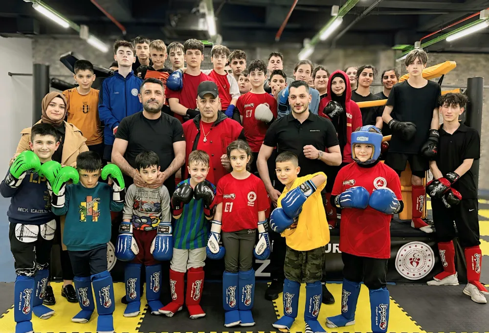 MHP Rize İl Başkanı Alkan, Sporcu gençlerle bir araya geldi