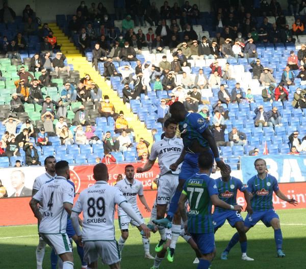 ÇAYKUR RİZESPOR LİGDE KALMAK İÇİN DİRENİYOR