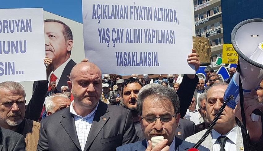 İlimizde yüzde 300 gübre zammı ve çay politikası protesto edildi