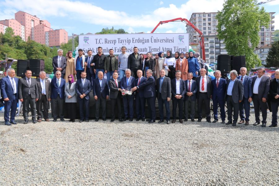 Sağlık Bilimleri Fakültesi Temel Atma Töreni Gerçekleştirildi