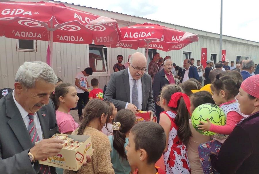 TÜRK OCAKLARI UKRAYNALI SIĞINMACILARI ZİYARET ETTİ