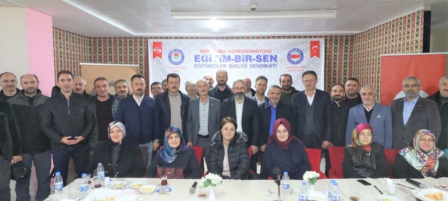 RİZE EĞİTİM BİR-SEN 2022 YILI SON İL DİVAN TOPLANTISI YAPILDI