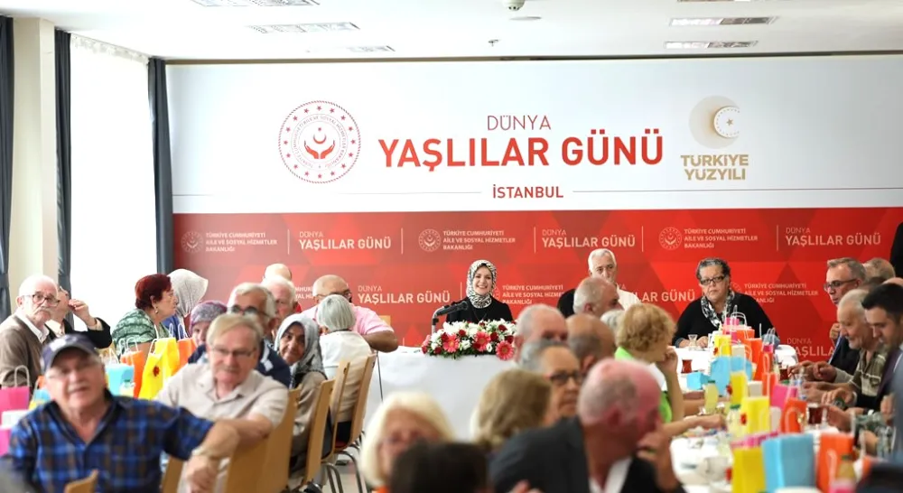 AİLE VE SOSYAL HİZMETLER BAKANI GÖKTAŞ, YAŞLILAR GÜNÜNDE HUZUREVİNDE YAŞLILARLA BULUŞTU