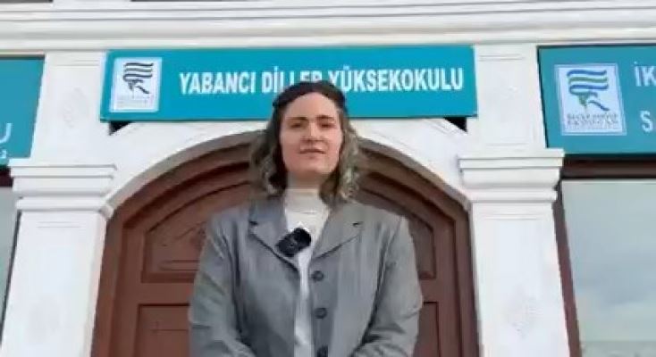 “Üniversitemizin uluslararasılaşma sürecinin bir parçası olduğum için çok mutluyum”