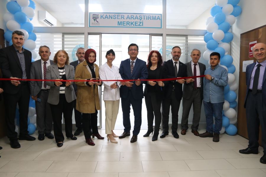 RTEÜ Kanser Araştırma Laboratuvarı Açıldı