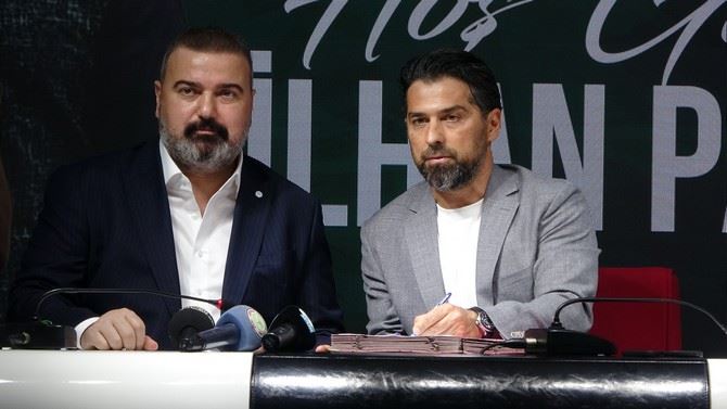 İlhan Palut İle Çaykur Rizespor 1 Yıllık Sözleşme İmzaladı