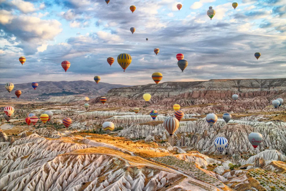 TÜRKİYE SICAK HAVA BALONCULUĞUNDA ZİRVEDE