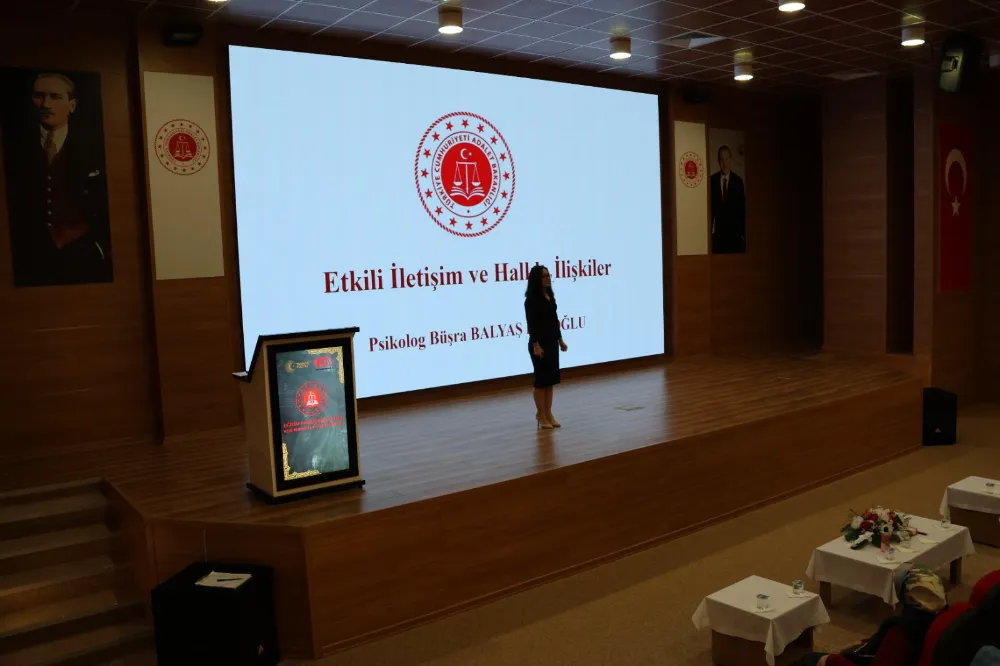 Hastane personellerine ” protokol kuralları ve iletişim becerileri” eğitimi verildi