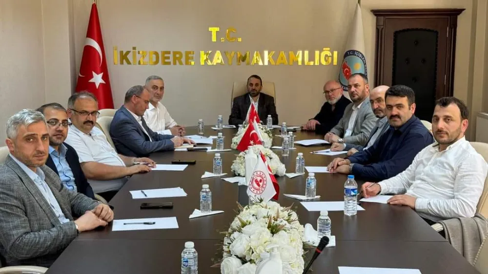 RİZE MÜFTÜLERİ İKİZDEREDE TOPLANDI