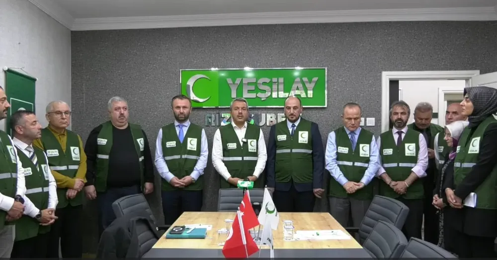 Rize Yeşilay, bağımlılıkla mücadele eğitimlerine devam ediyor