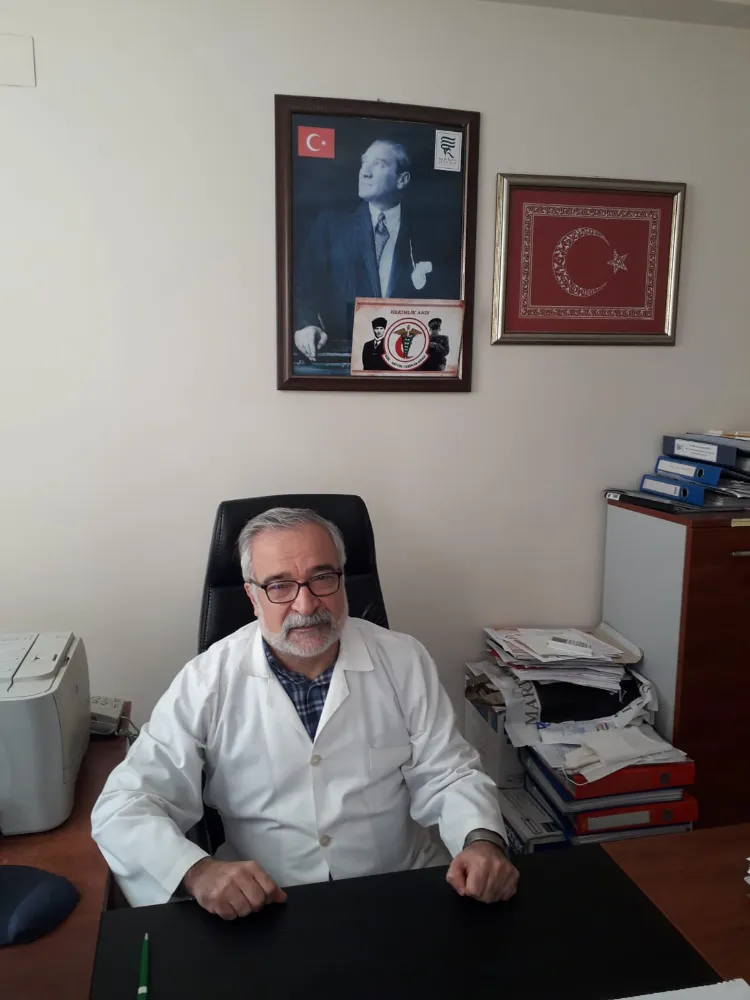 HAFTA SONU YAPILACAK GENEL KURULDA RİZE-ARTVİN TABİPLER ODASI BAŞKANI DOÇ.DR. KAZIM ŞAHİN ADAY