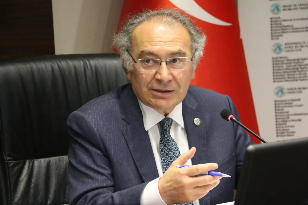 Prof. Dr. Nevzat Tarhan: “Kötülük, iyiliğin olmamasıdır…”