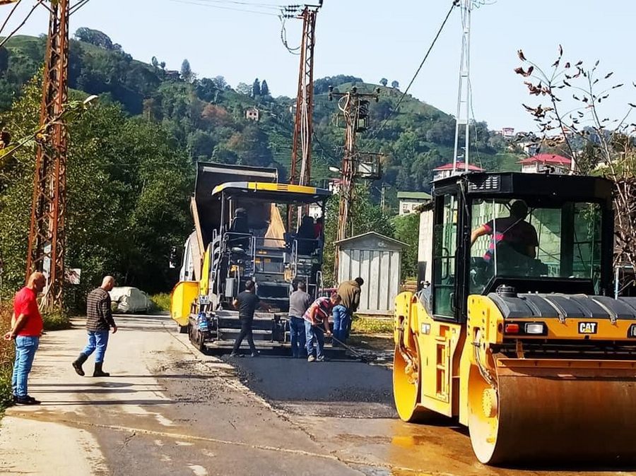 ŞAİRLER DERESİ GURUP YOLU NİHAYET ASFALTLANIYOR