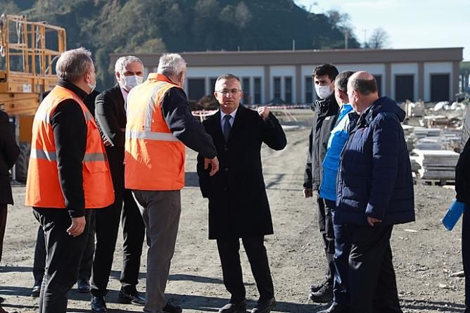 Rize Valisi Kemal Çeber Rize-Artvin Havalimanı